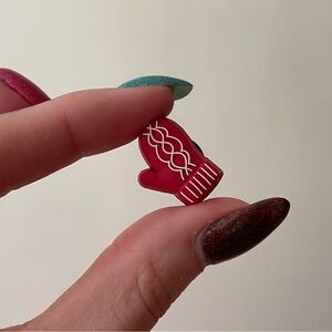 NEW red mitten crocs jibbitz